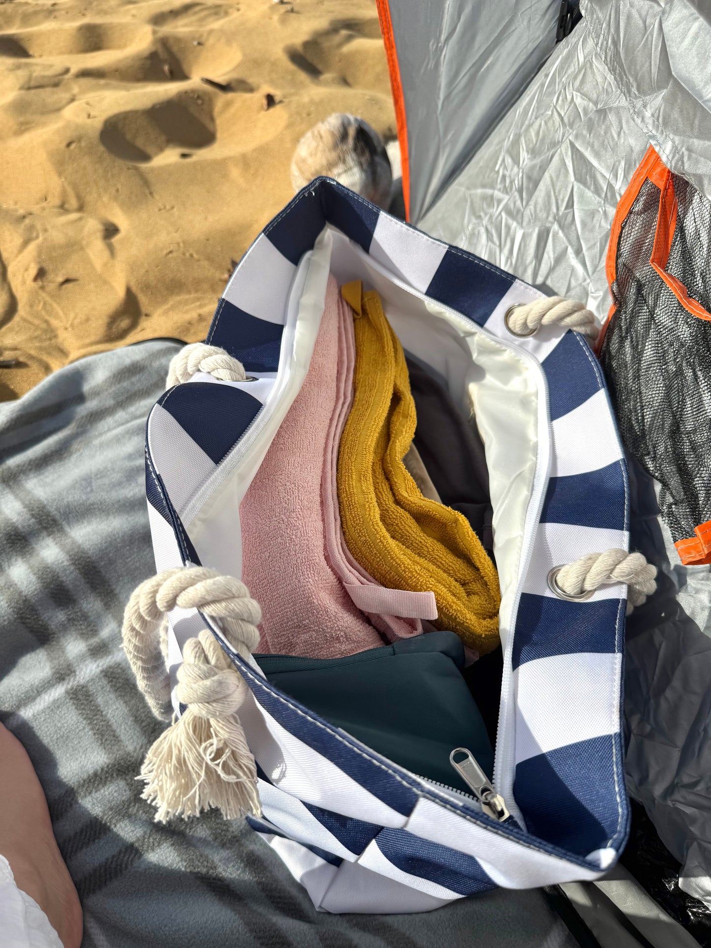 Beach Bag (Waterproof) – Aventurea Collection - Main Image